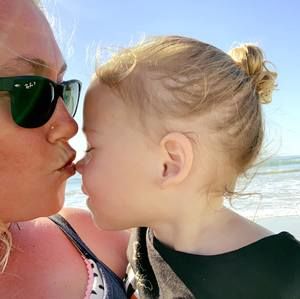 Meet your Posher, Carissa